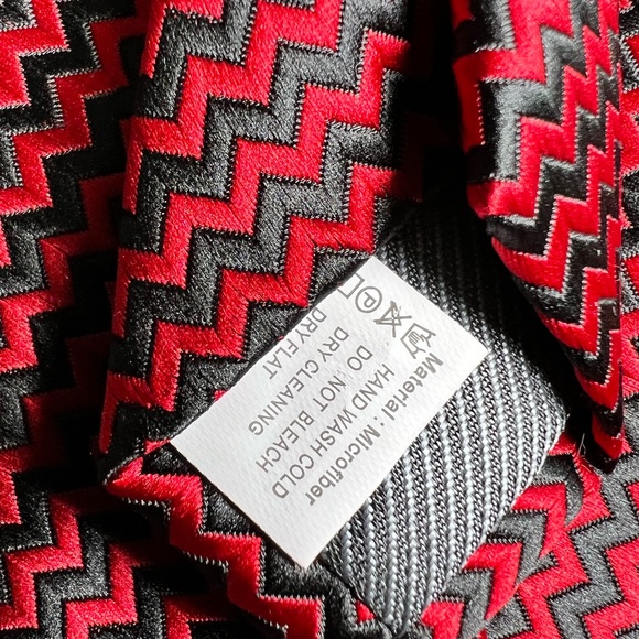 Mens Tie - Picture 4 of 4